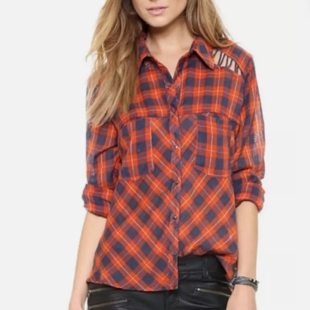 FREE PEOPLE RED PLAID SNAP LACED SHOULDER SHIRT
